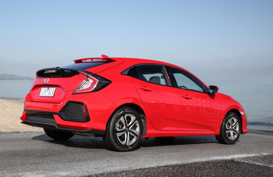 Honda Civic VTi Hatchback 2017 года  (AU) (фото 6 из 40)